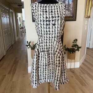 CHANEL TWEED MINI DRESS SIZE 40 FR, S/M US
